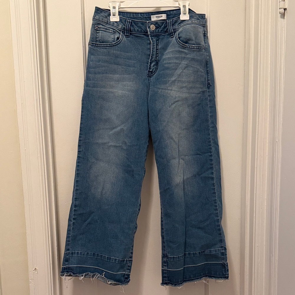 Kensie Blue Flare Wide-Leg Crop Jeans size 6 / 28